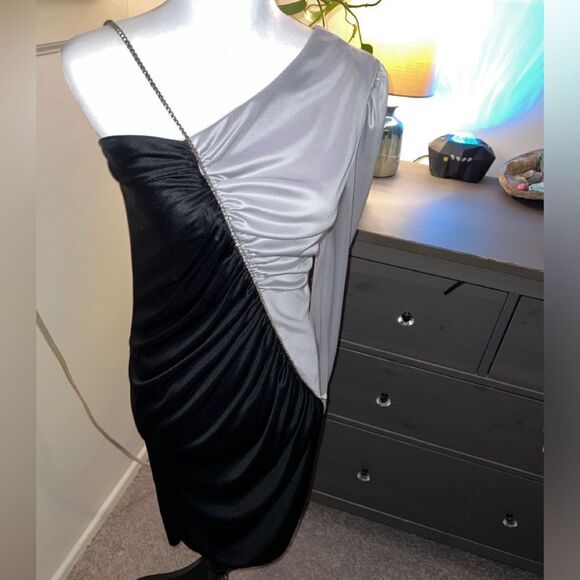 Gorgeous vintage 80’s Wayne diamond dress - Picture 3 of 10